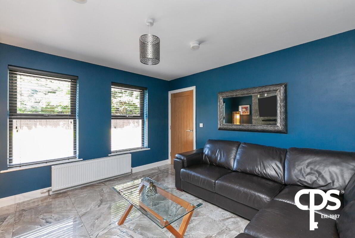 83 Niblock Road 7 of 36