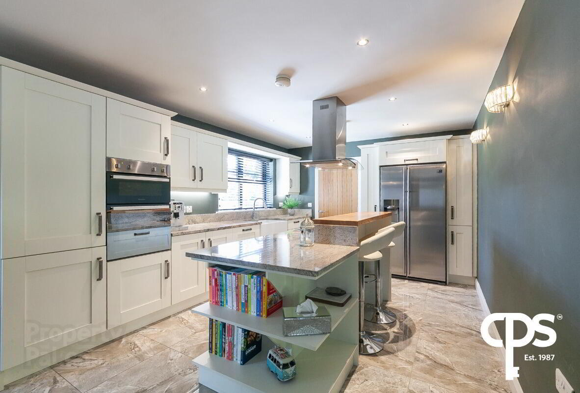 83 Niblock Road 11 of 36