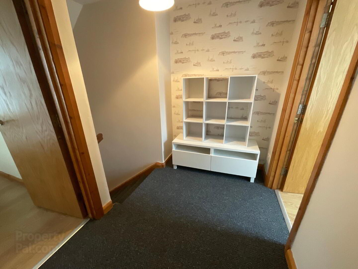 Apt 3, 30 Cliftonville Avenue 8 of 11