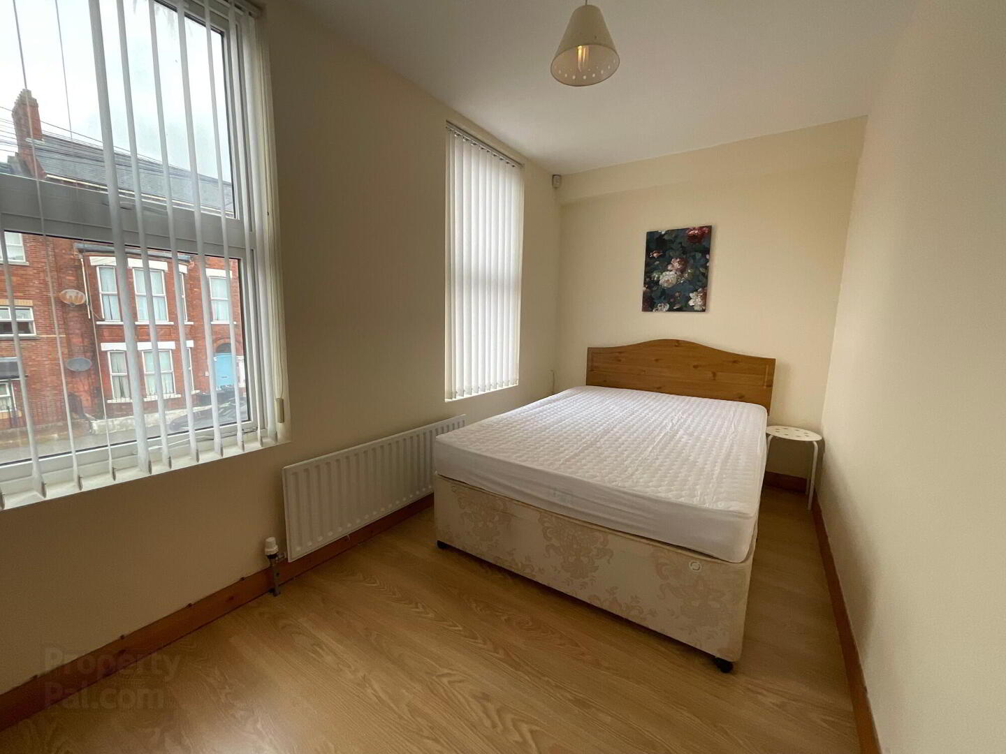 Apt 3, 30 Cliftonville Avenue 11 of 11