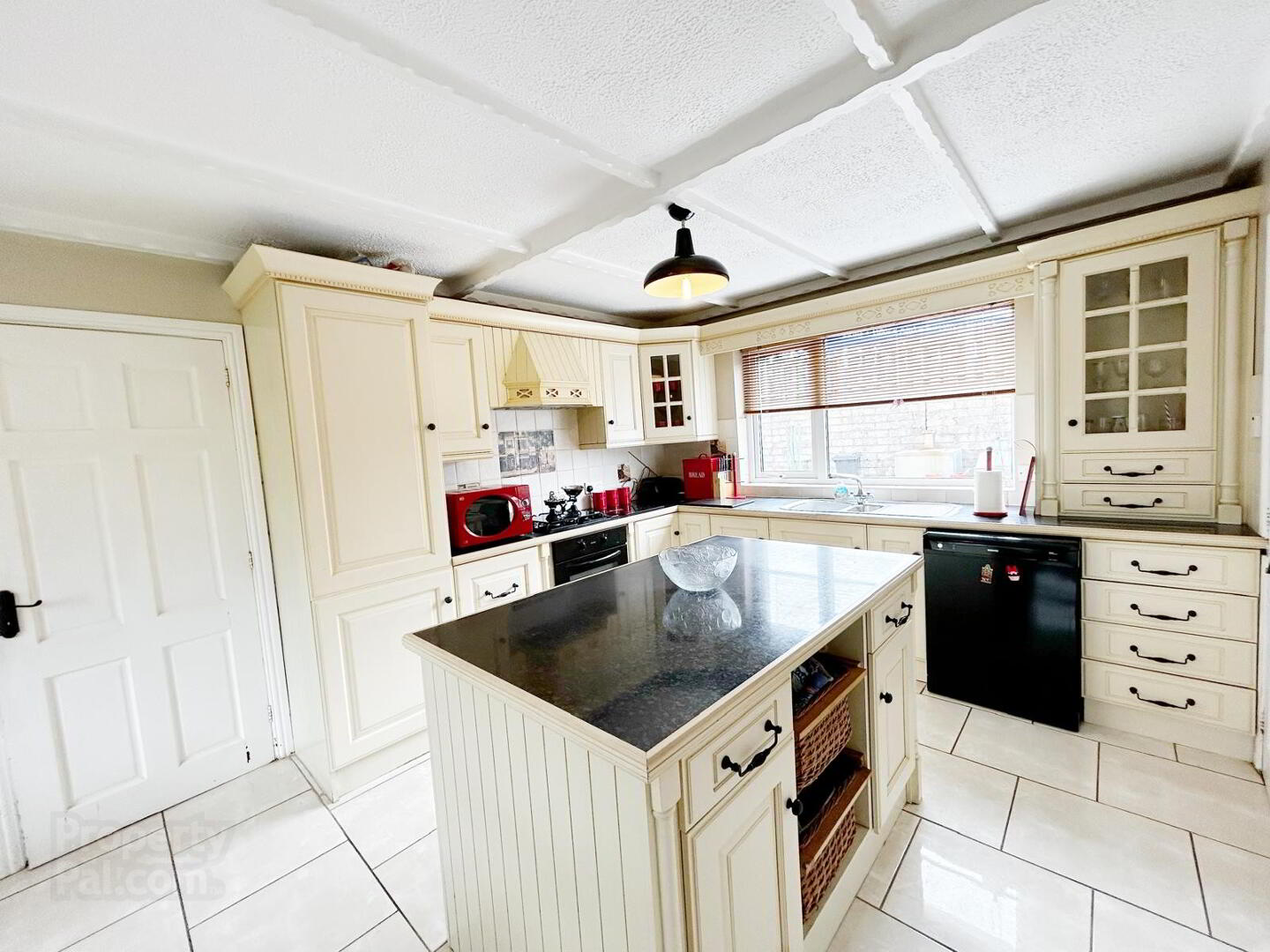 135 Clanabogan Road 7 of 29