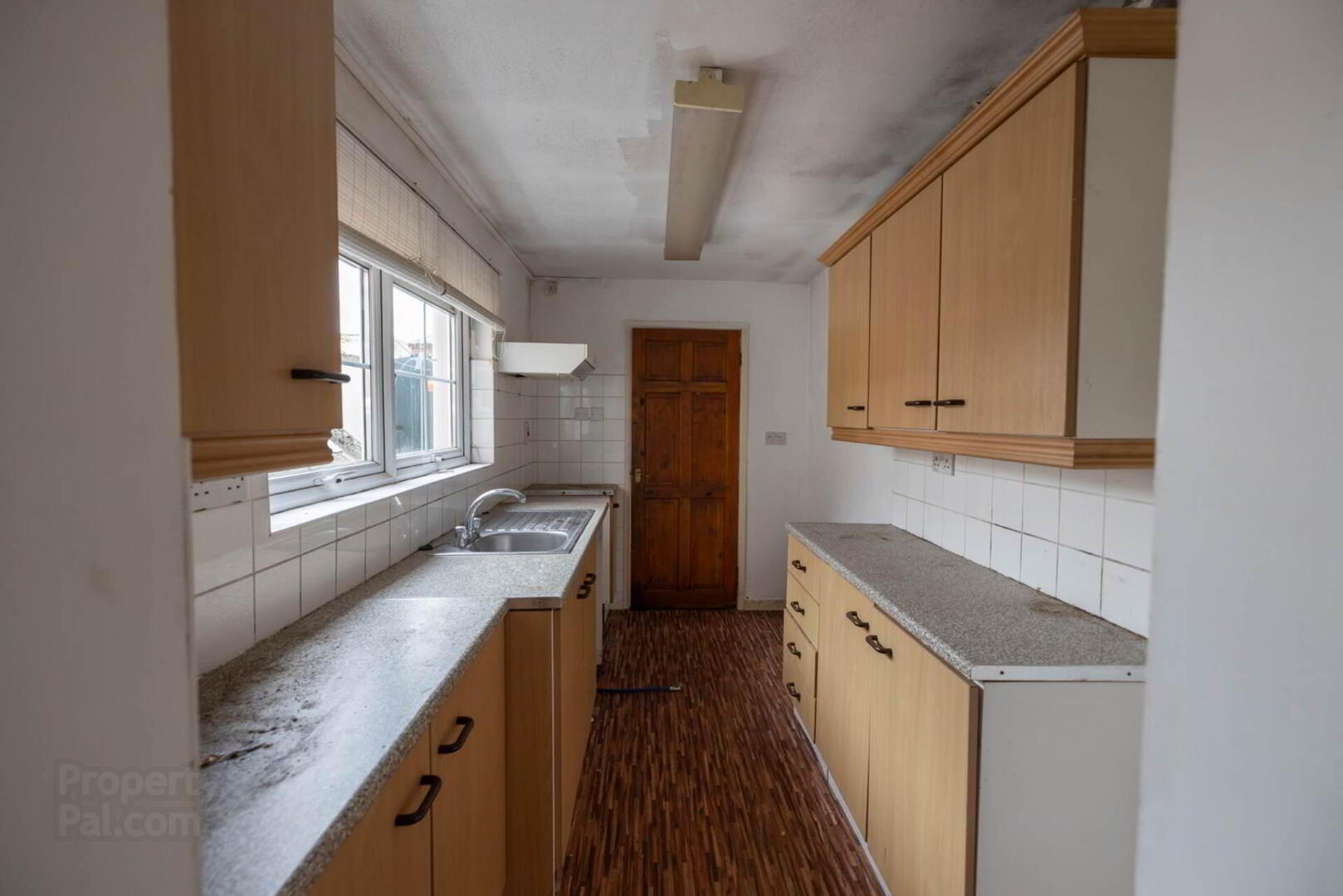 20 Brownlow Terrace 6 of 11