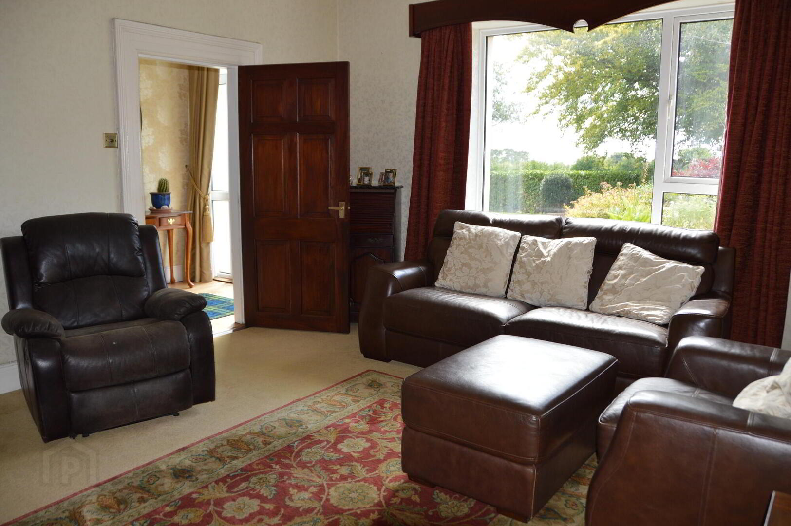 60 Raw Brae Road 5 of 22