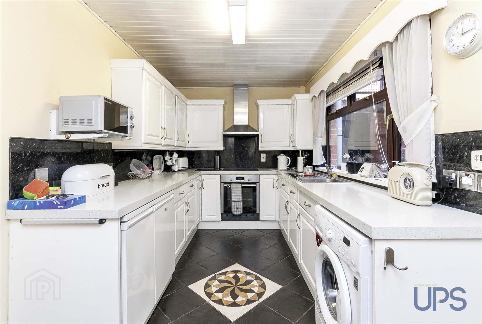 4 Clowney Street 6 of 16