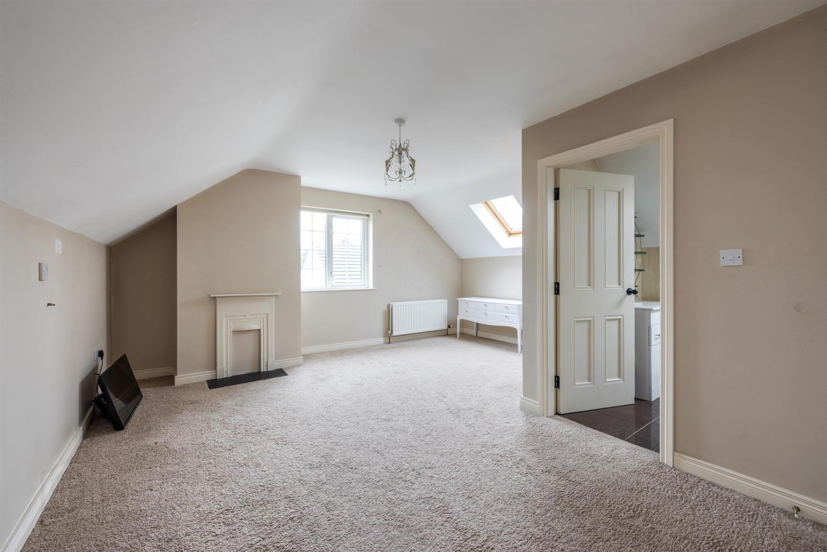 Dwelling Plus Two Bedroom Annex At, 51 Chapeltown Road 36 of 59