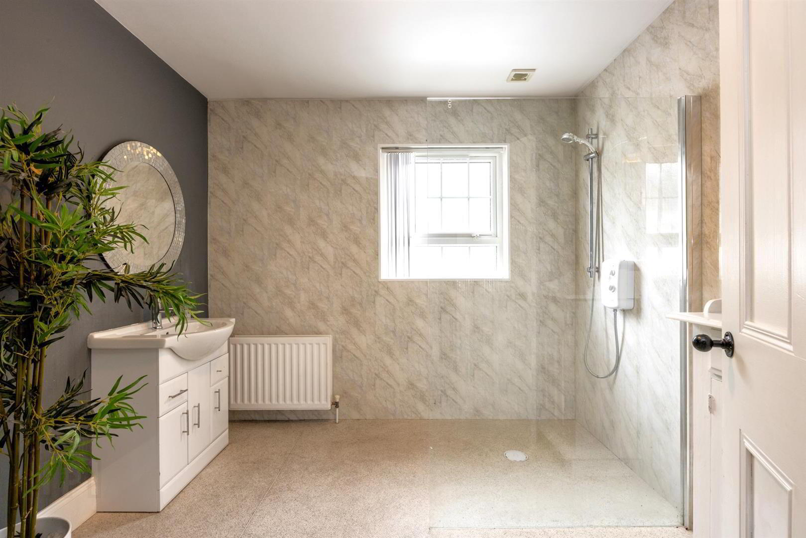 Dwelling Plus Two Bedroom Annex At, 51 Chapeltown Road 14 of 59
