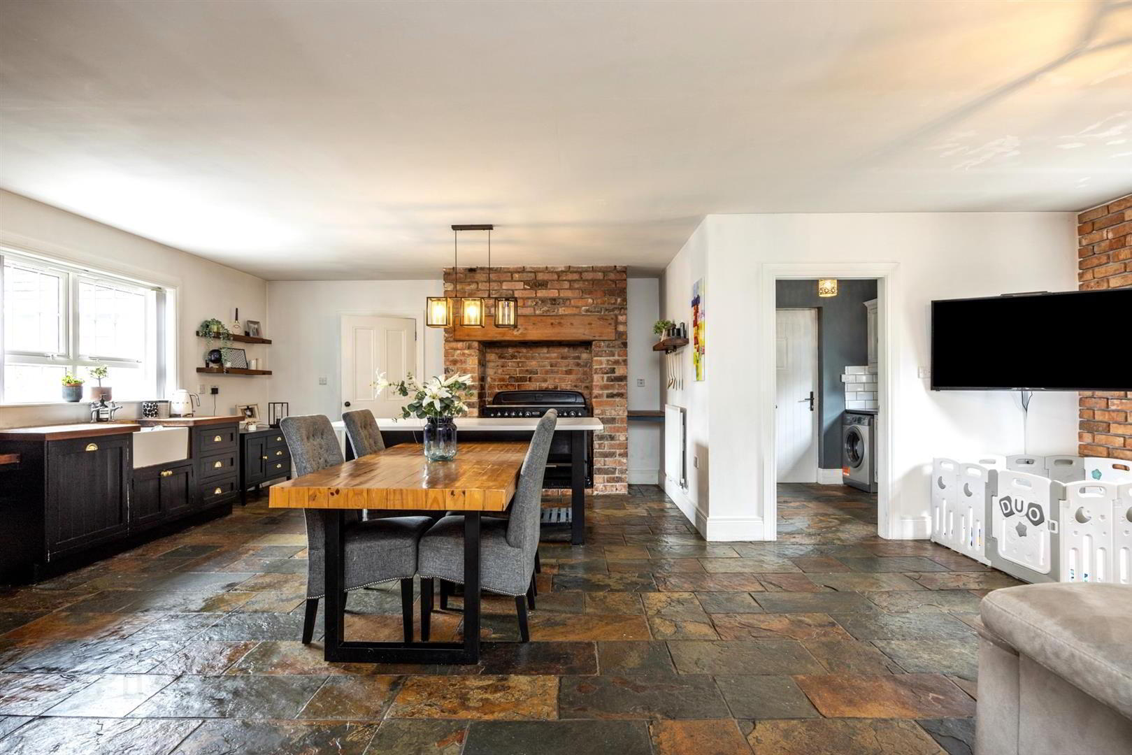 Dwelling Plus Two Bedroom Annex At, 51 Chapeltown Road 15 of 59