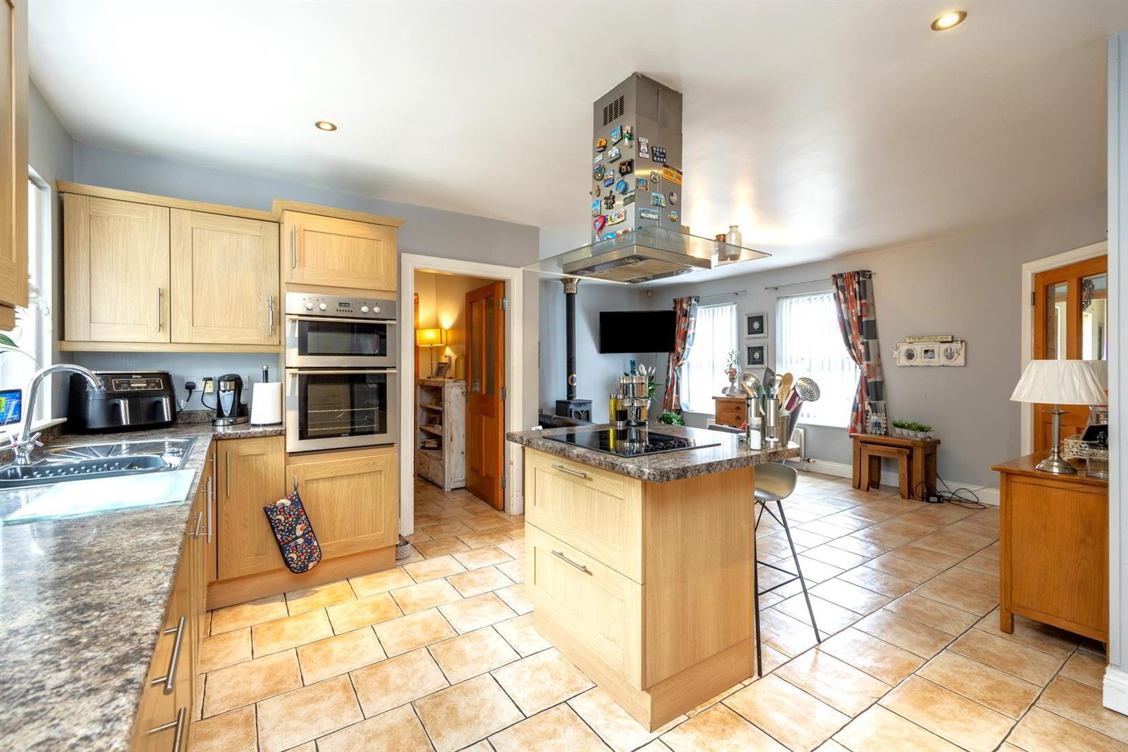 Dwelling Plus Two Bedroom Annex At, 51 Chapeltown Road 44 of 59