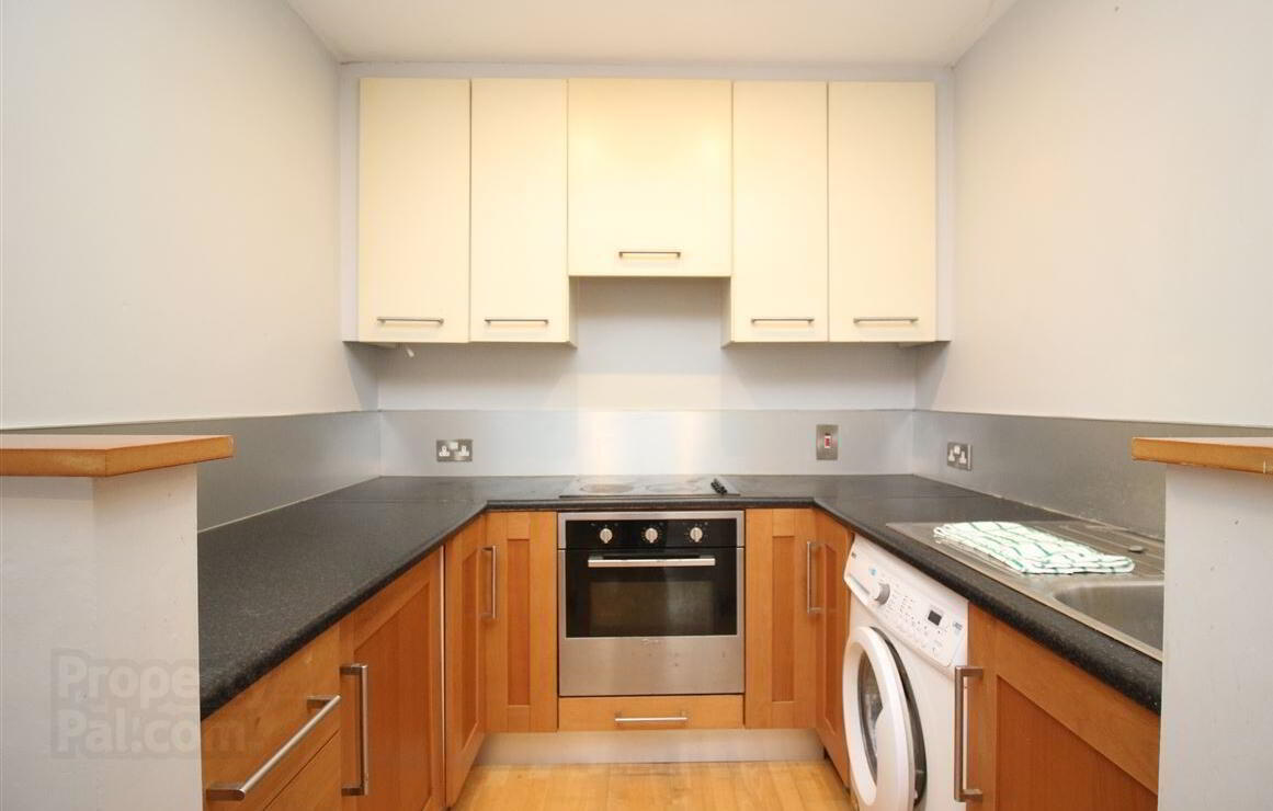 Apartment 4 The Jetty Market Point 5 of 28