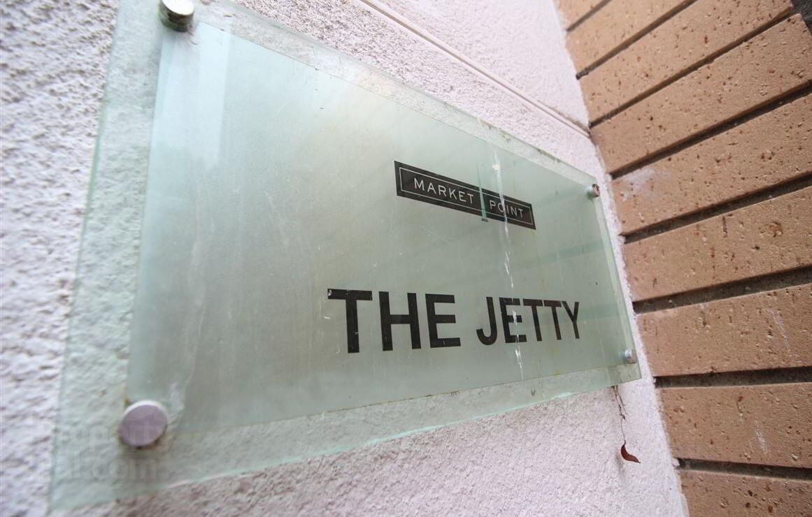 Apartment 4 The Jetty Market Point 25 of 28