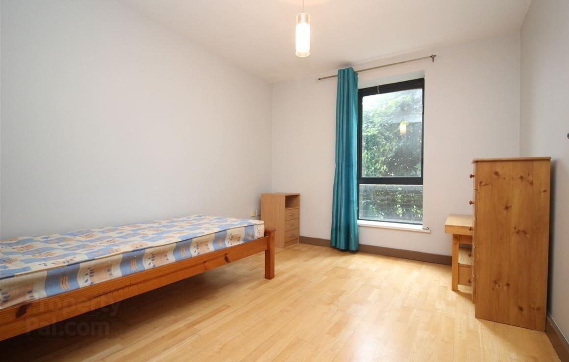 Apartment 4 The Jetty Market Point 12 of 28