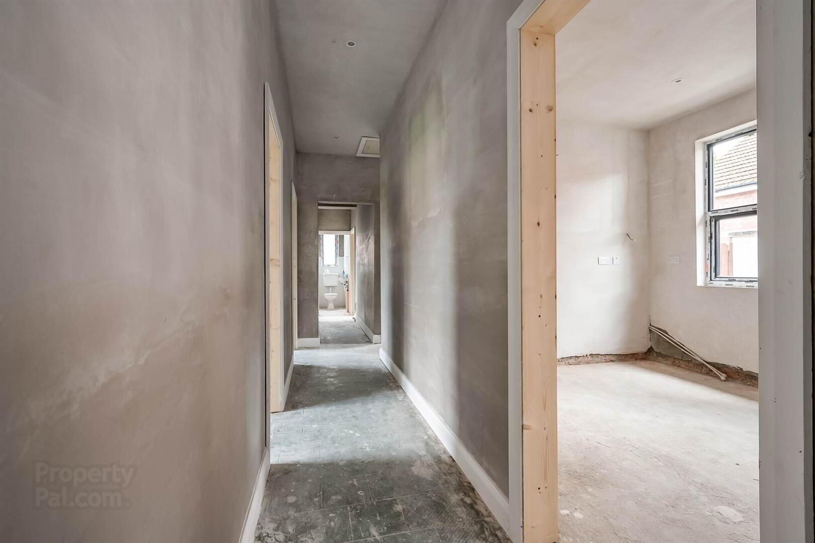 32 Kingsway Gardens 5 of 18