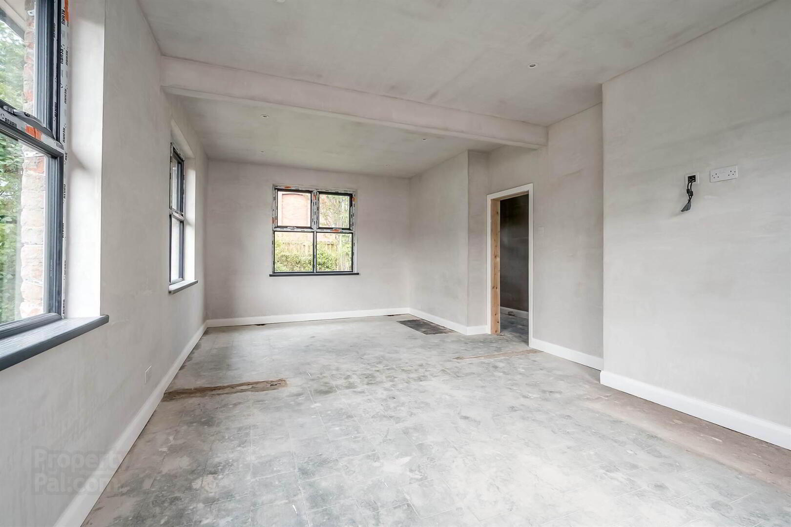 32 Kingsway Gardens 11 of 18