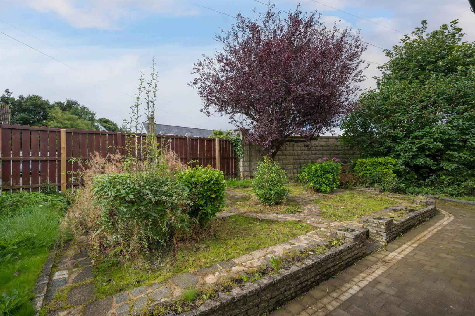 32 Kingsway Gardens 16 of 18