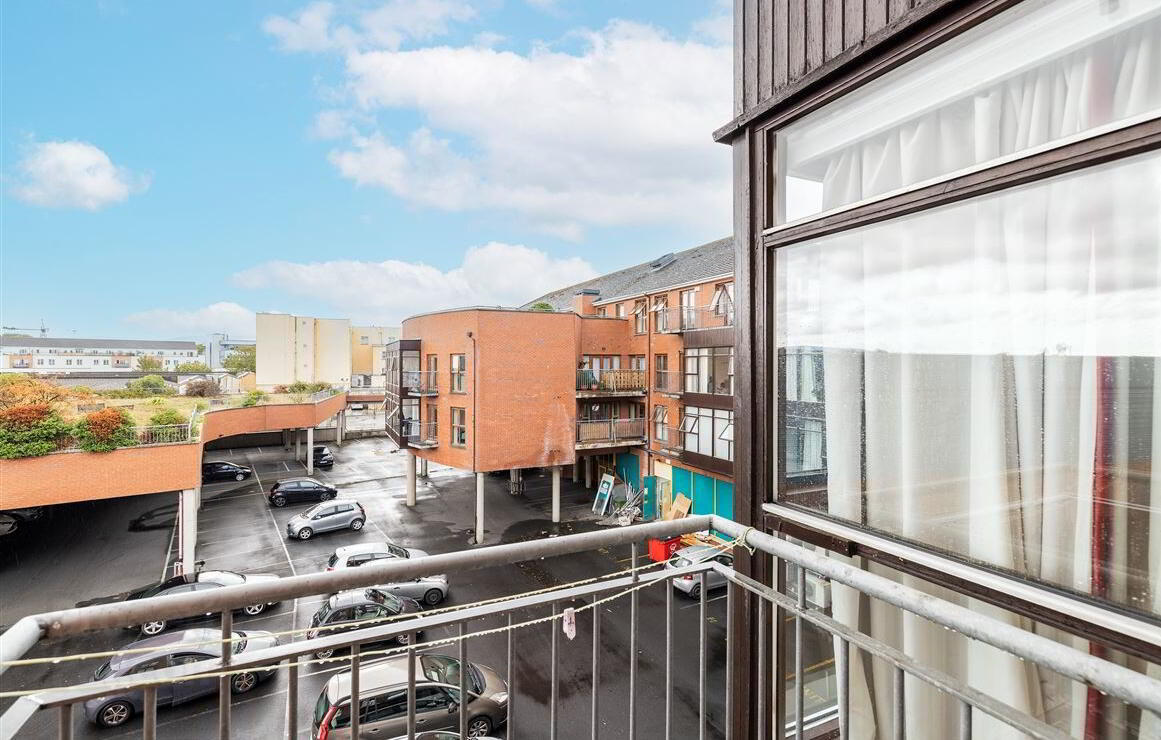 22 Elmfield Court 18 of 22