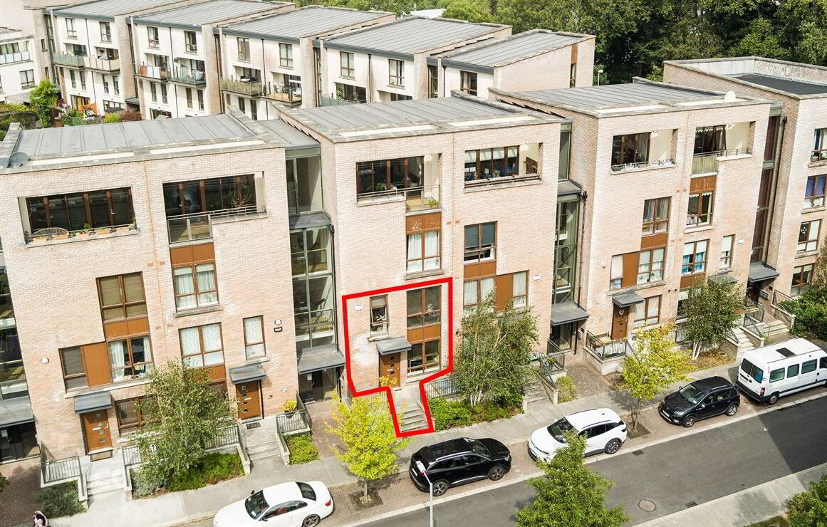 22 Stratton Walk 30 of 32