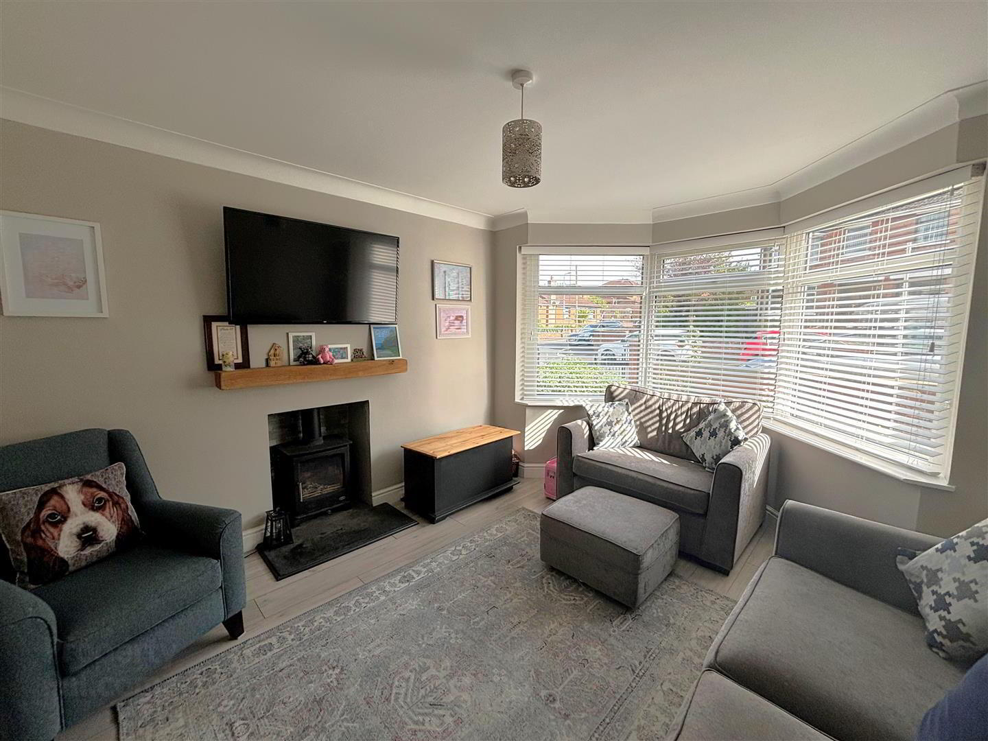 30 Abbeydale Gardens 7 of 25