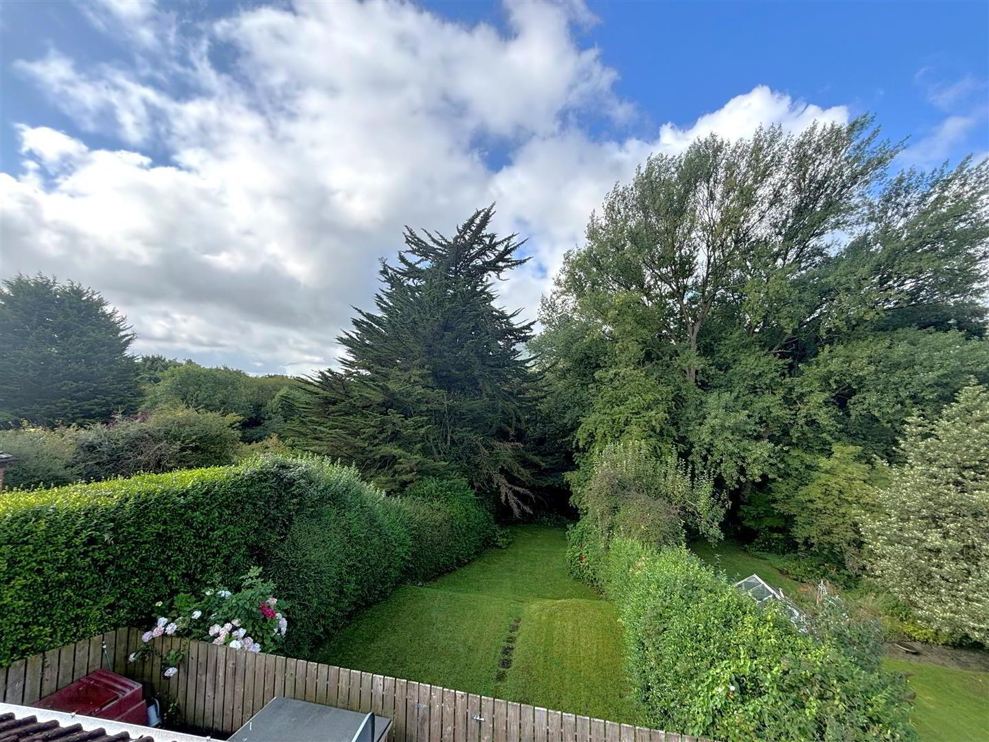 30 Abbeydale Gardens 18 of 25