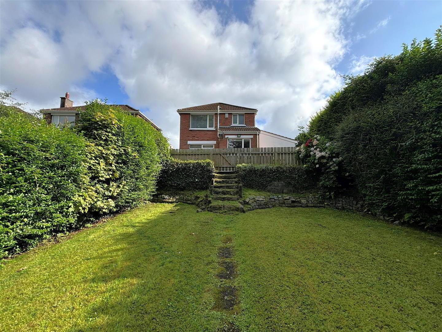 30 Abbeydale Gardens 25 of 25