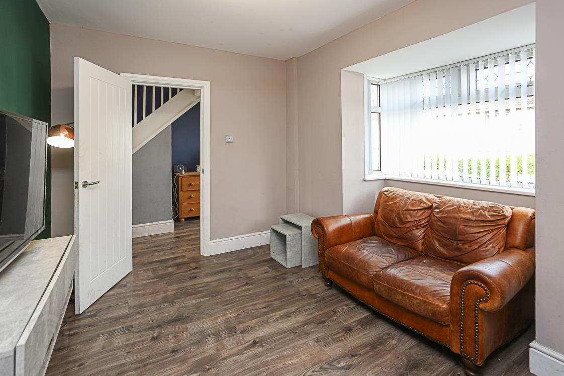18 Beech End 3 of 21