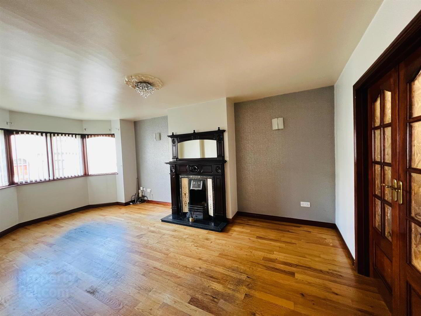 1 Beechwood Avenue 9 of 26
