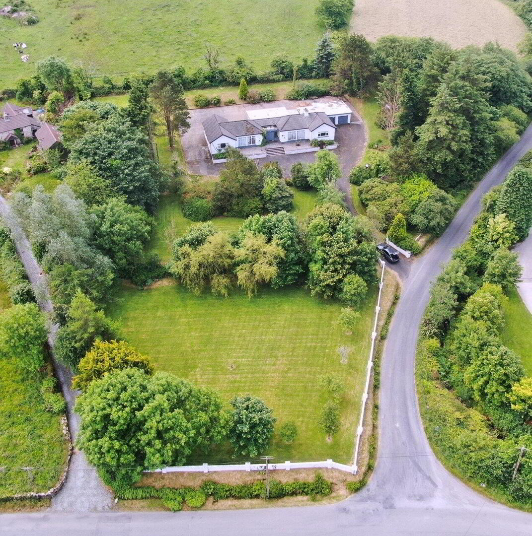 Ford Lodge 2 of 28