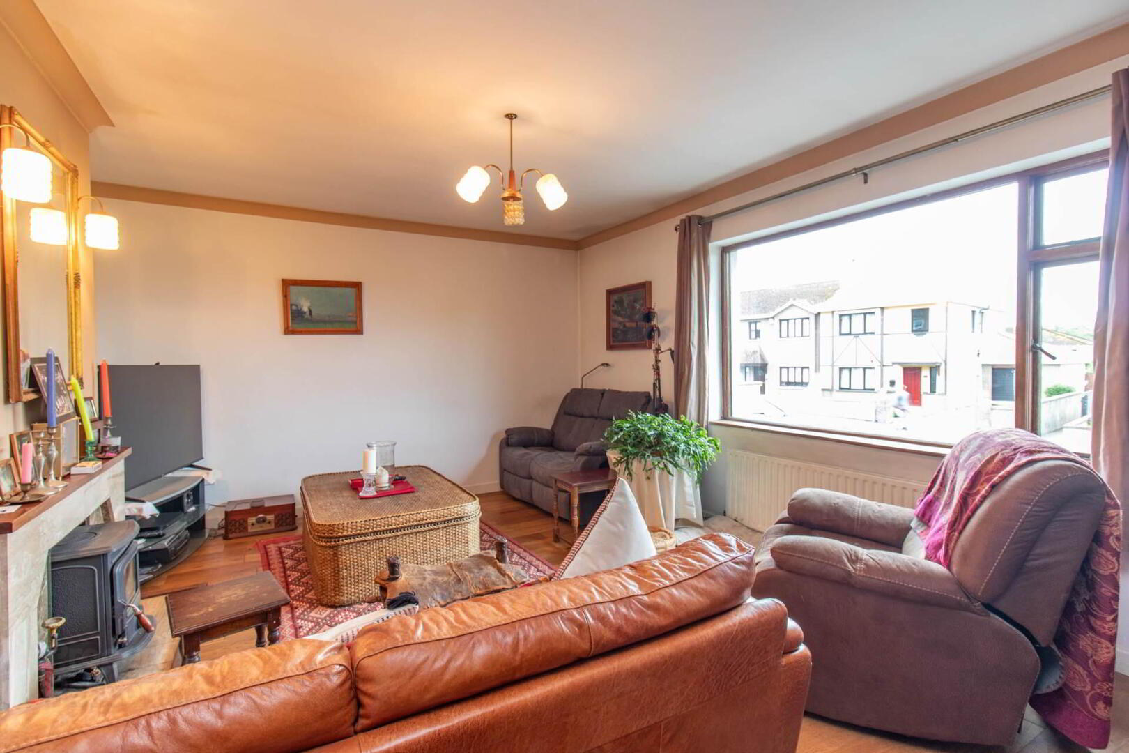 The Bungalow, Swellan 6 of 19
