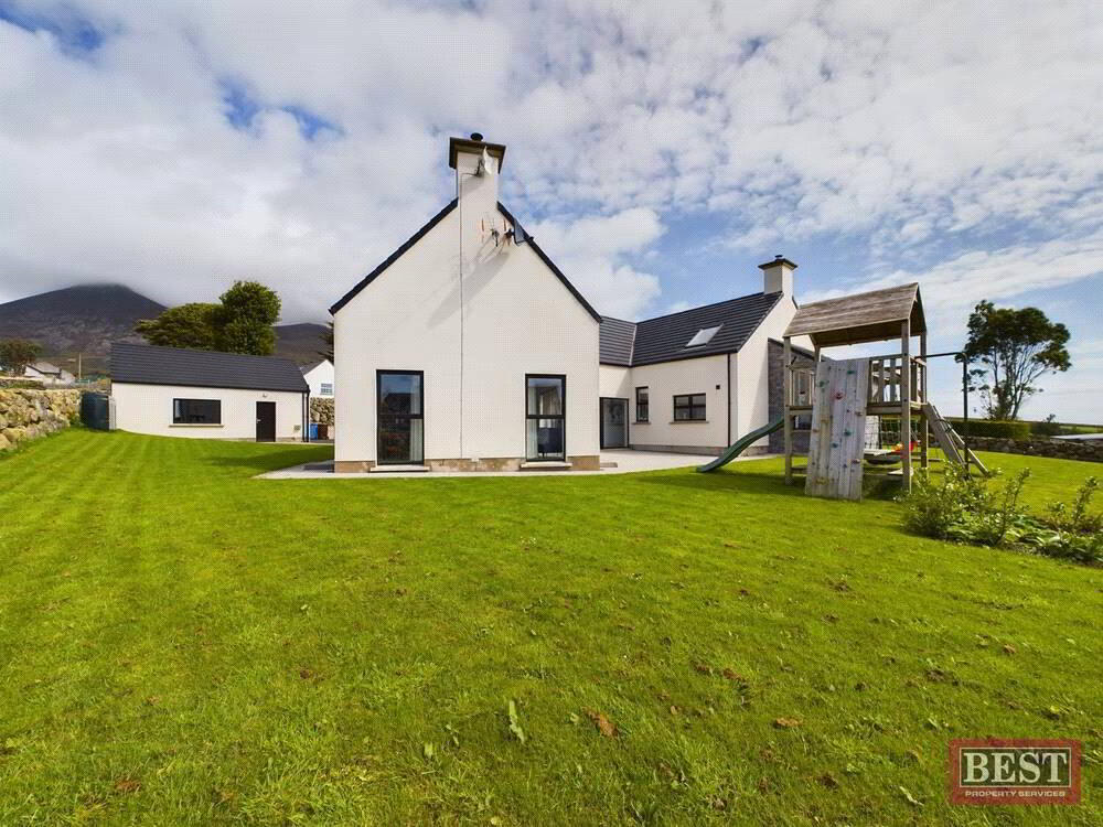 76a Brackenagh East Road