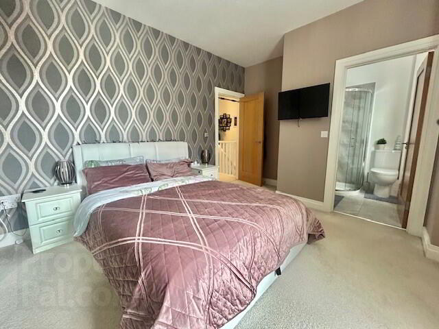 23 Beech Hill View 11 of 20