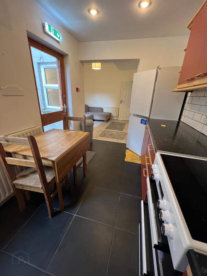 157 Donegall Road, Room 3 11 of 17