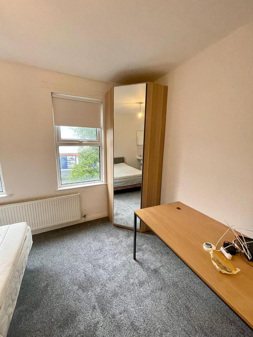 157 Donegall Road, Room 3 5 of 17