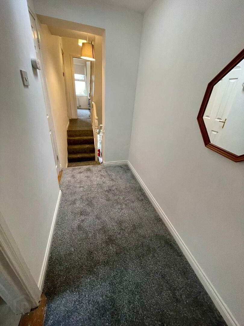 Donegall Road, Room 4 7 of 10