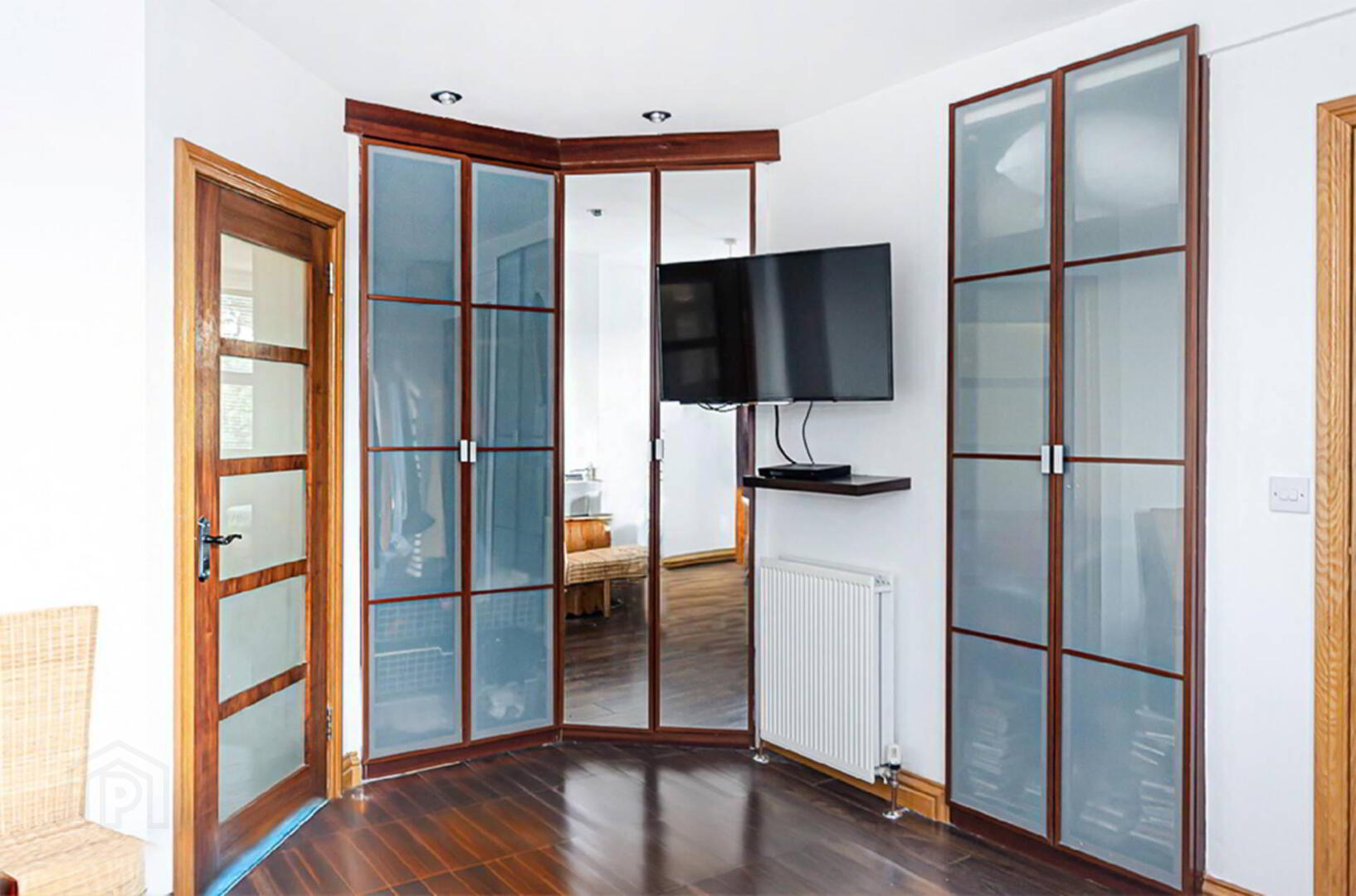 59 Onslow Gardens 20 of 47