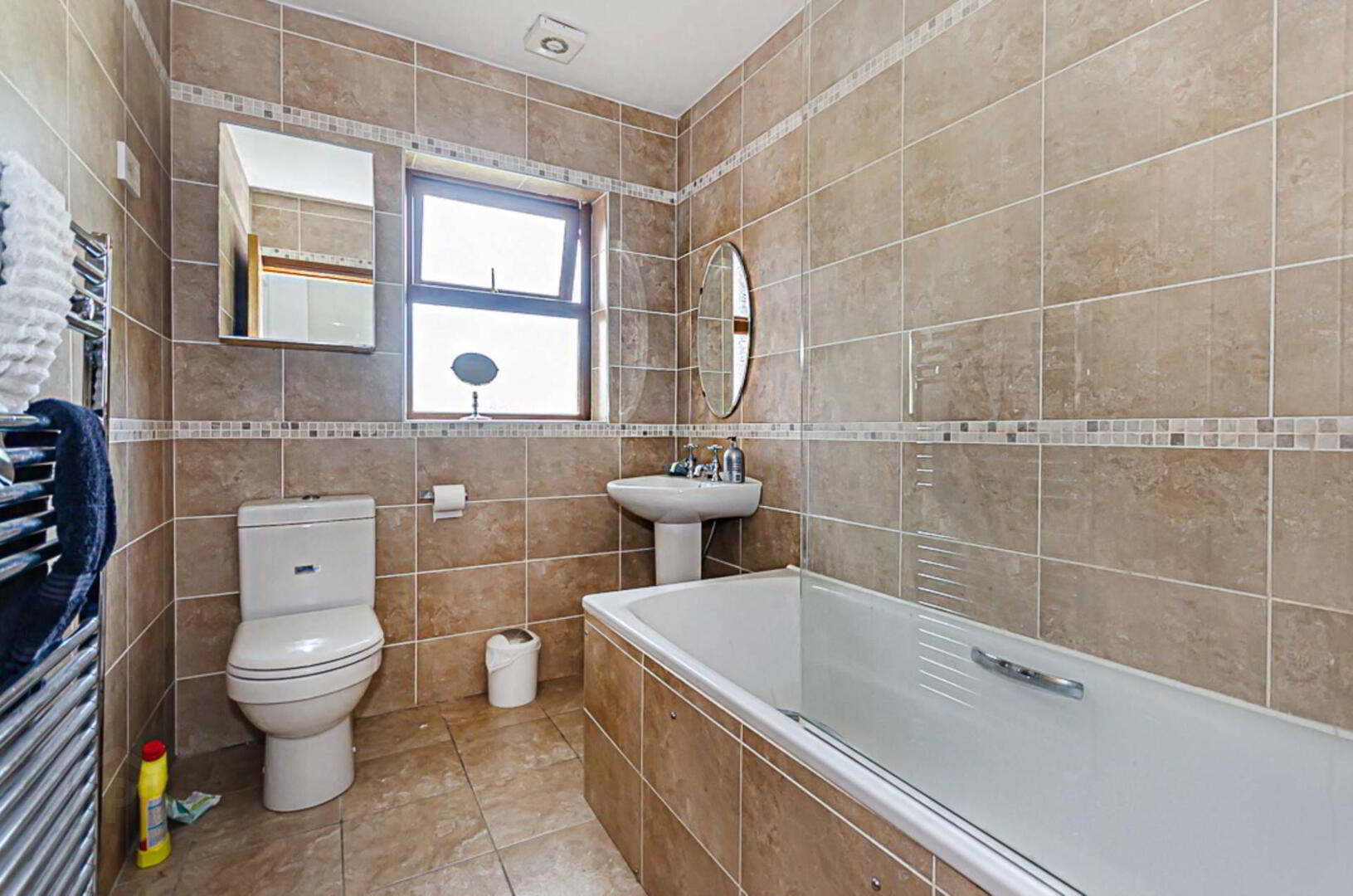 59 Onslow Gardens 23 of 47