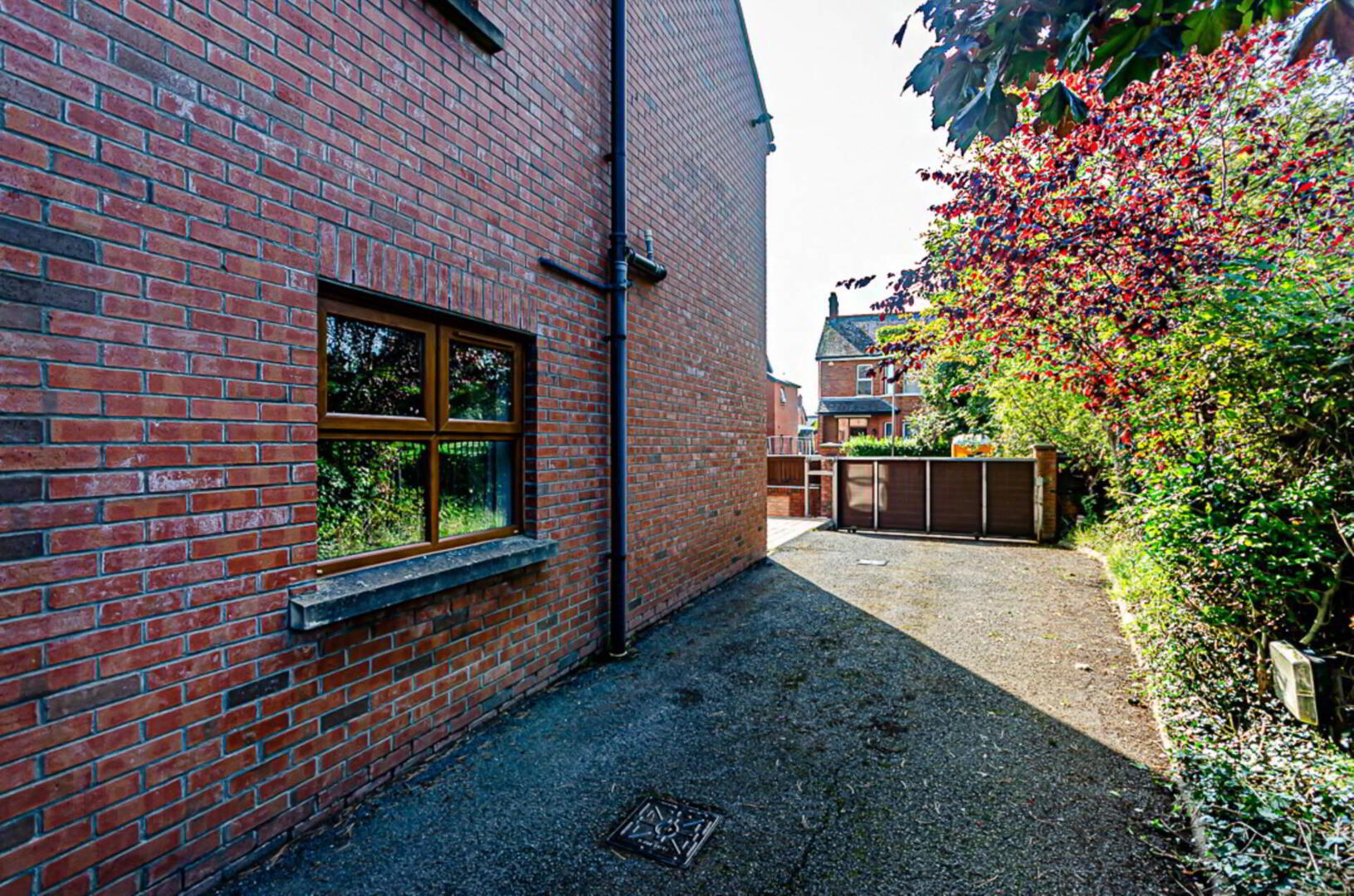 59 Onslow Gardens 37 of 47