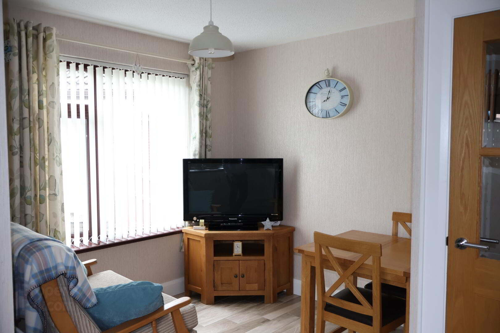 23 Bovally Road 6 of 13