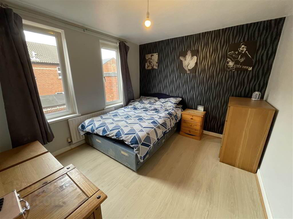 68 Beechfield Street 8 of 17