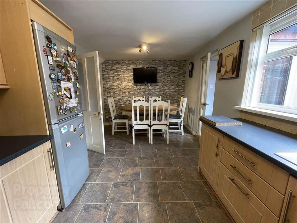 68 Beechfield Street 7 of 17