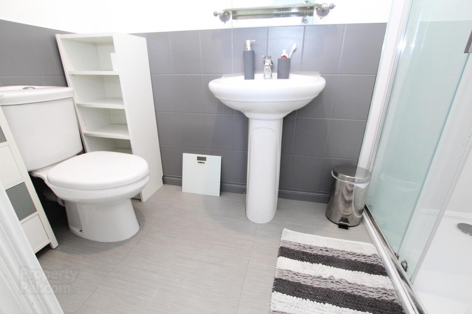 9 Lynnwood Mews 10 of 18