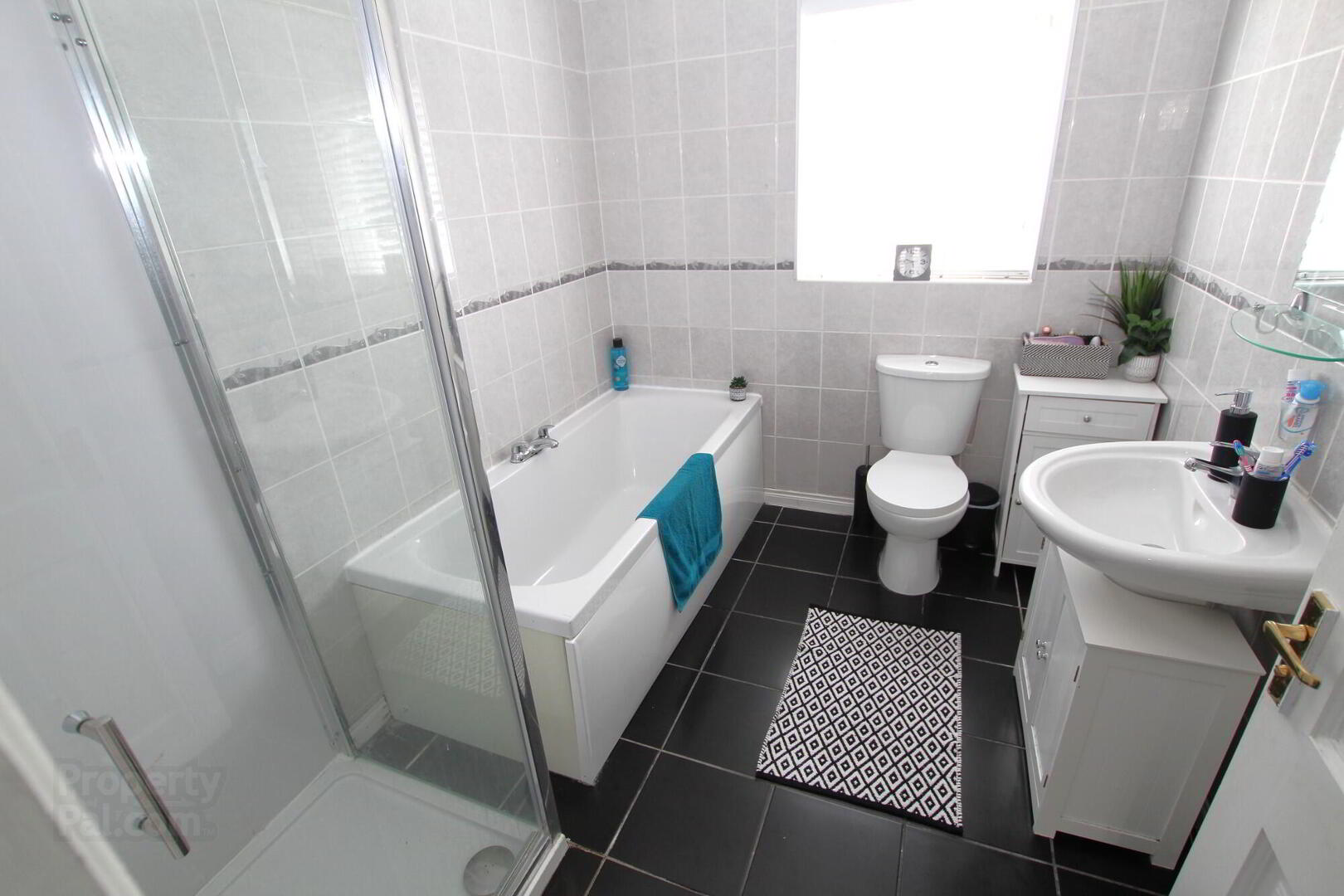 9 Lynnwood Mews 14 of 18