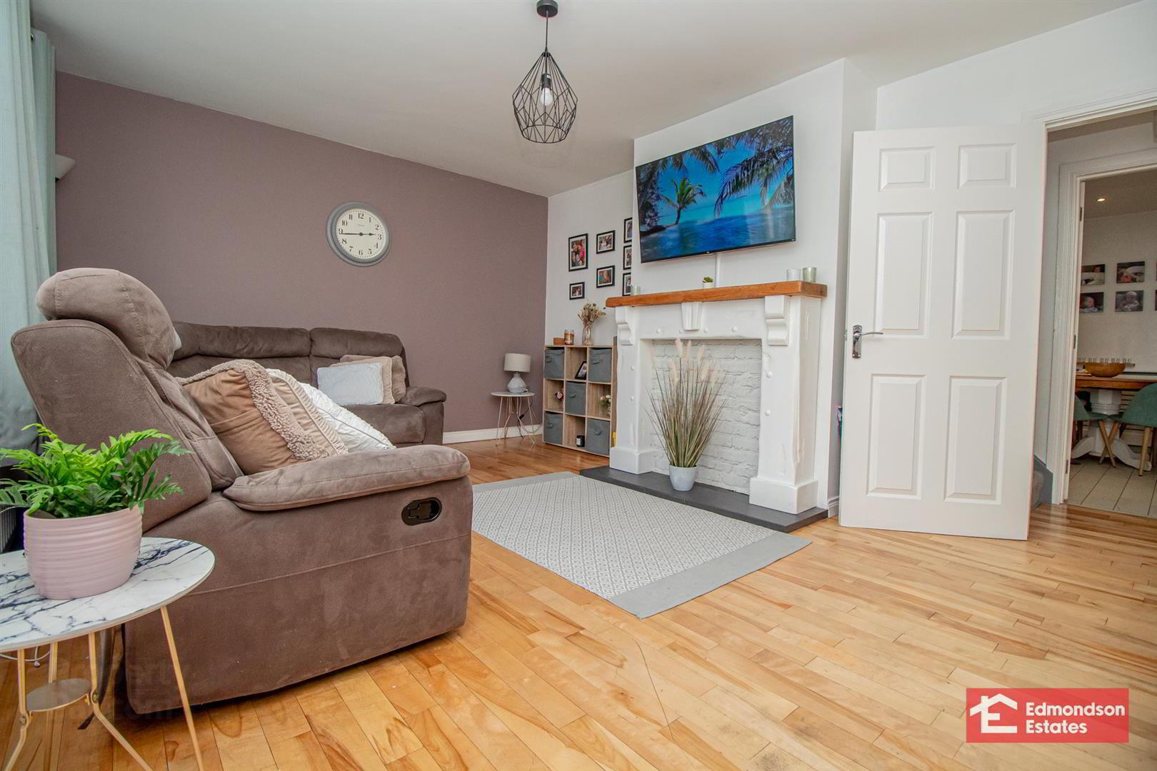 15 Glen Mews 4 of 29
