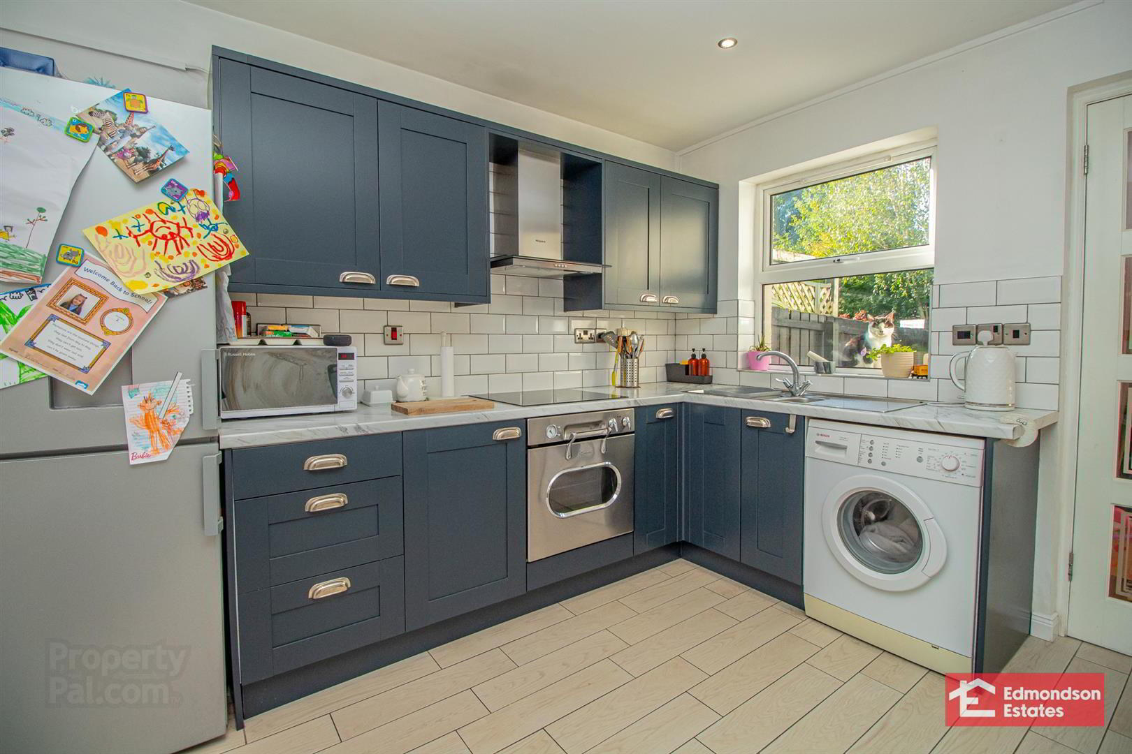 15 Glen Mews 9 of 29