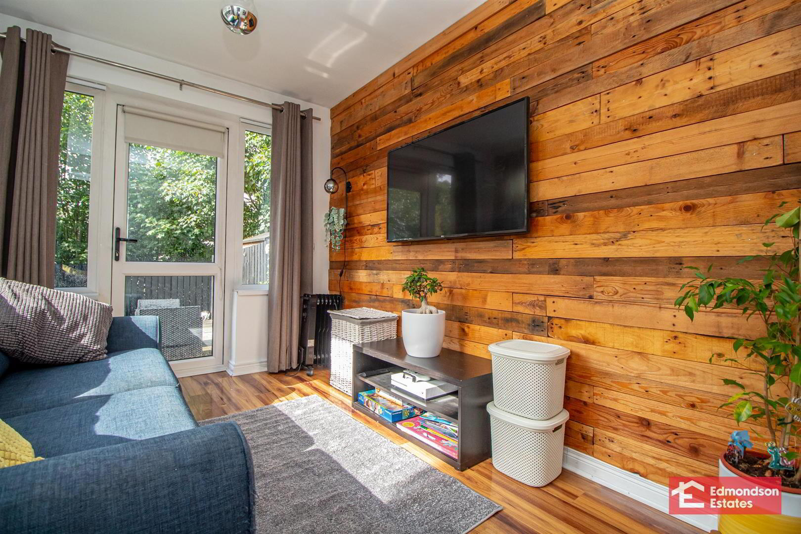15 Glen Mews 13 of 29