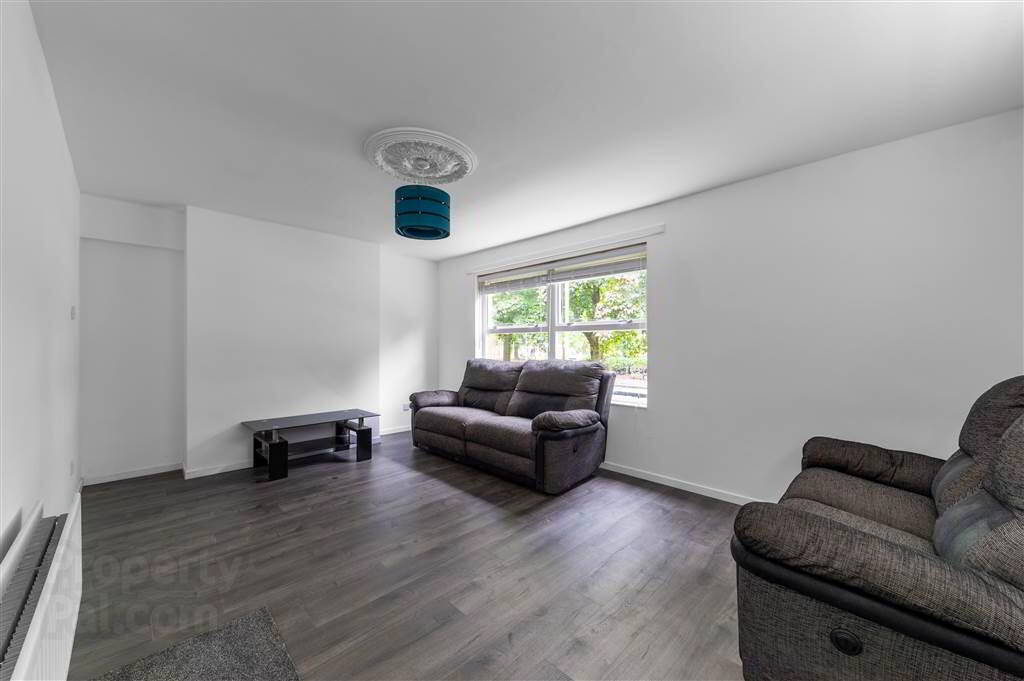 31 Finnis Close 4 of 15