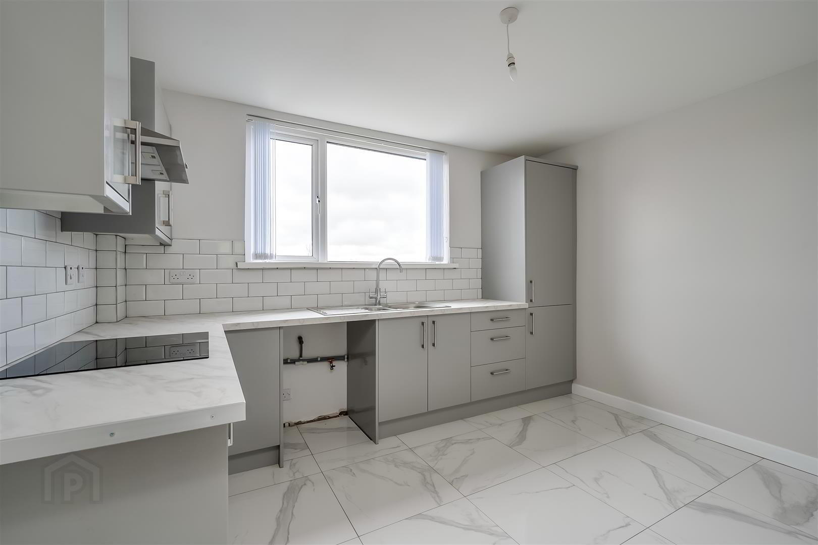 71 Ballyfore Road 6 of 17