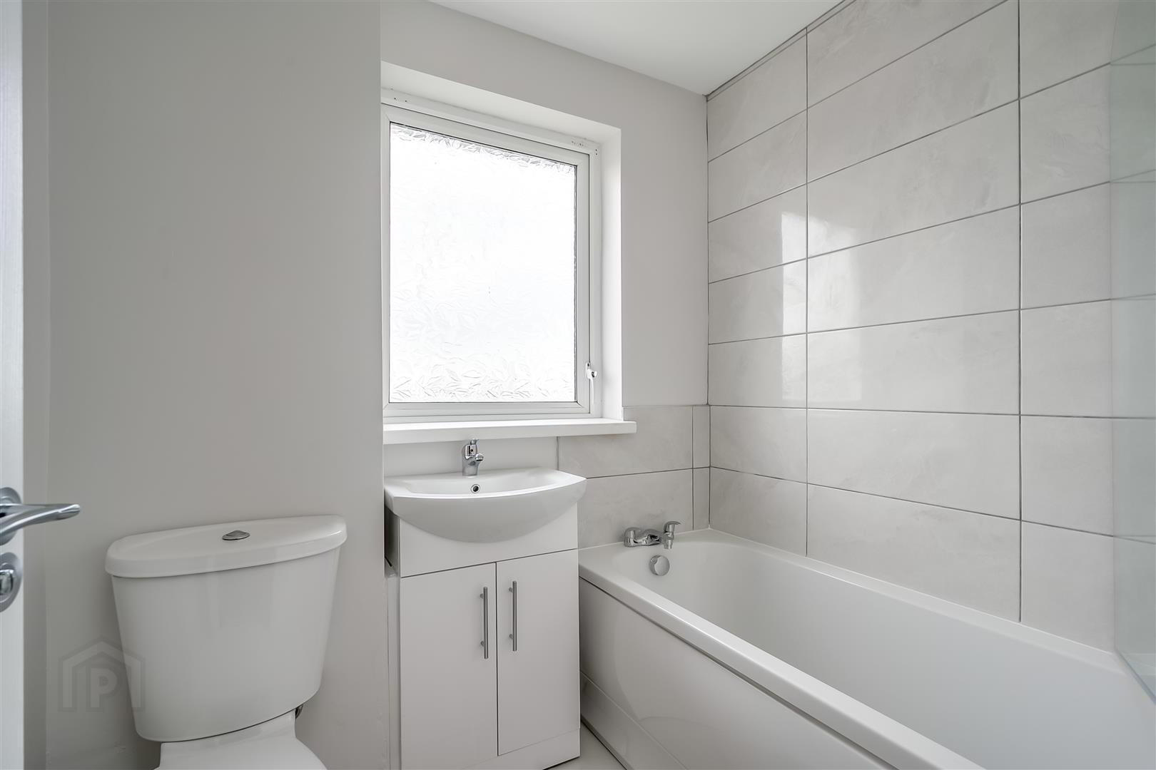 71 Ballyfore Road 14 of 17