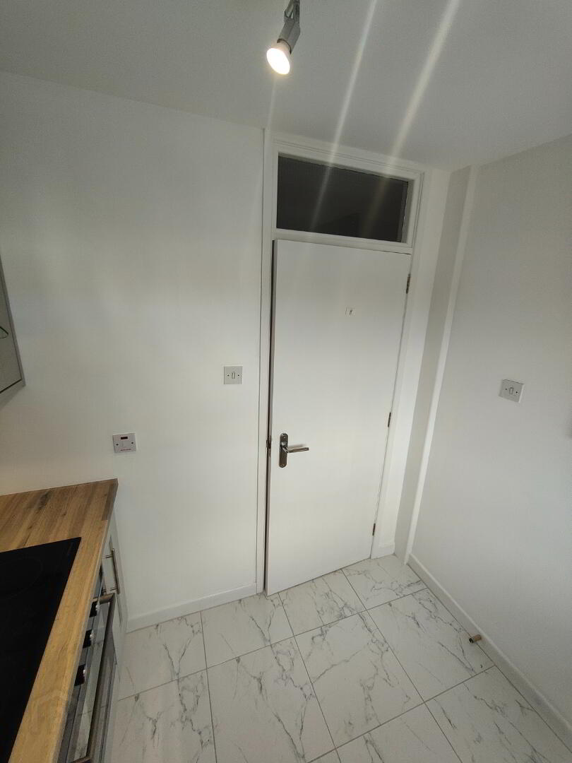 2e Stranmillis Court 7 of 20