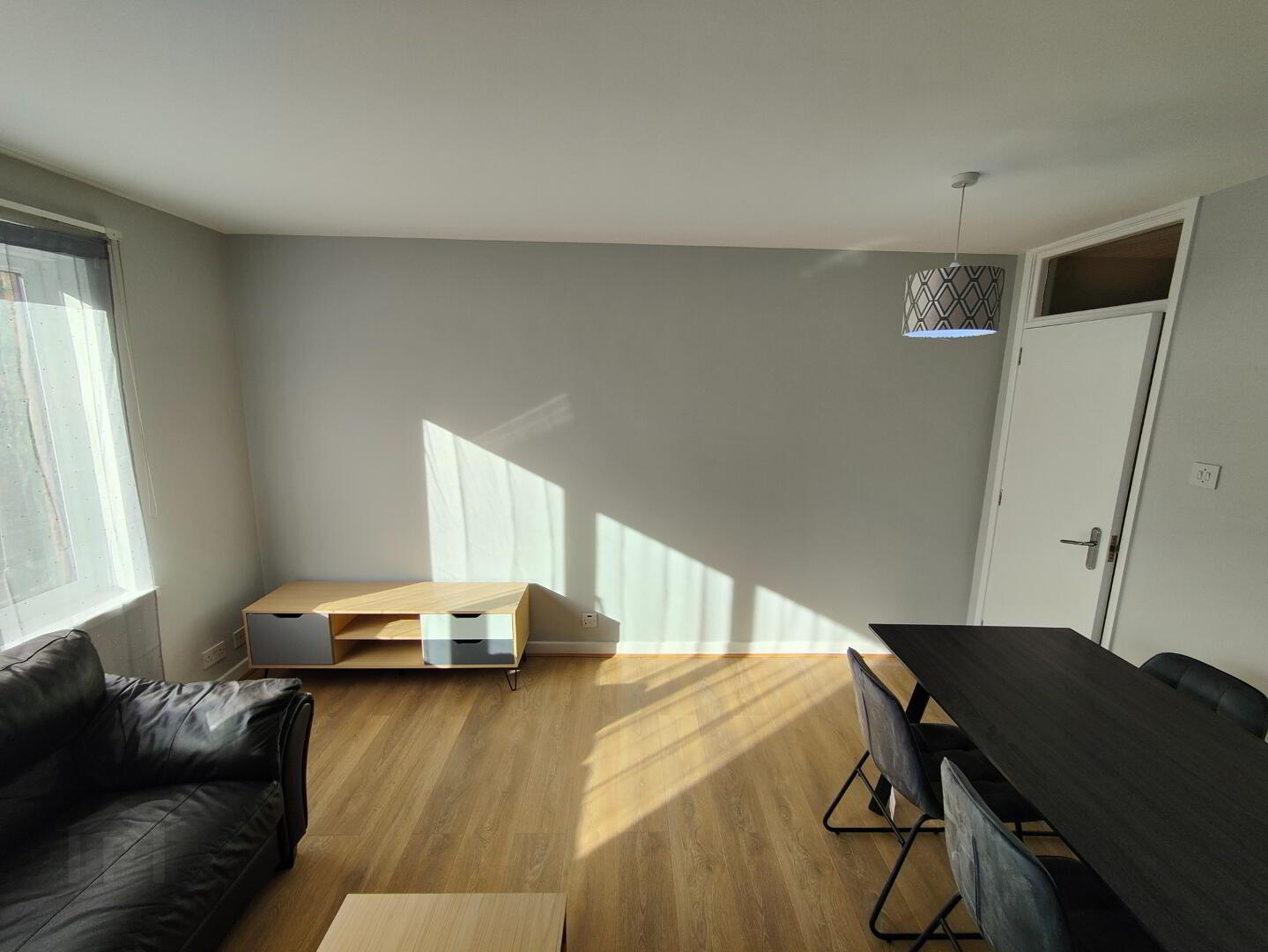2e Stranmillis Court 10 of 20