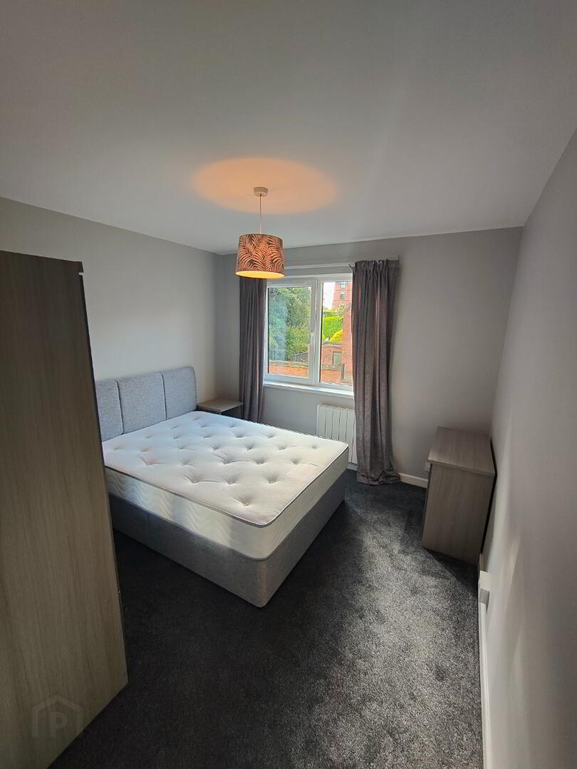 2e Stranmillis Court 11 of 20