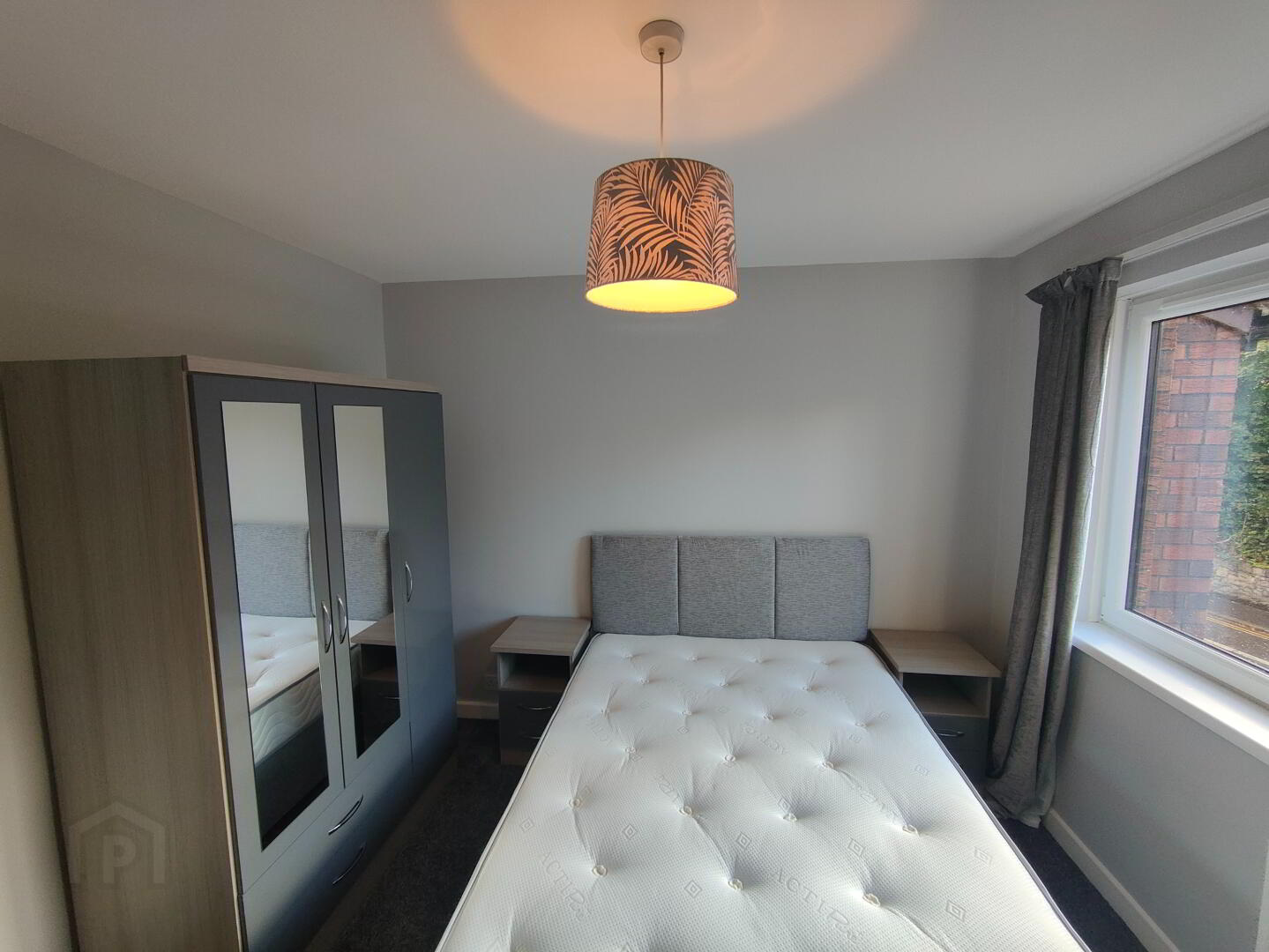 2e Stranmillis Court 12 of 20